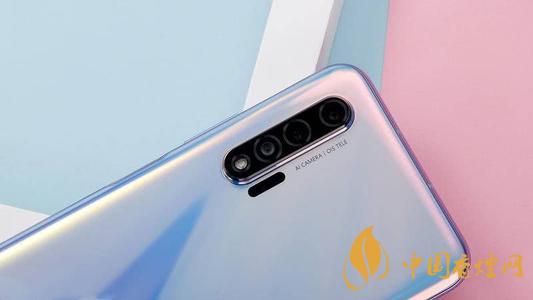 華為手機銷量或跌八成！華為手機是否會降價？
